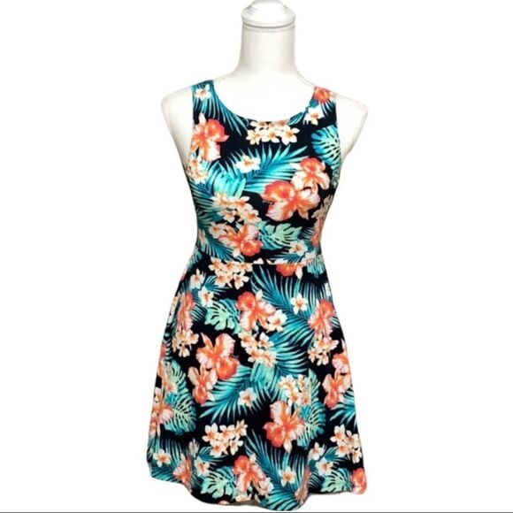 PINK Victoria's Secret Summer Skater Dress XSMALL - Picture 3 of 9